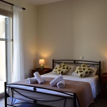 Angelos Apartments Karavomylos Esterno foto