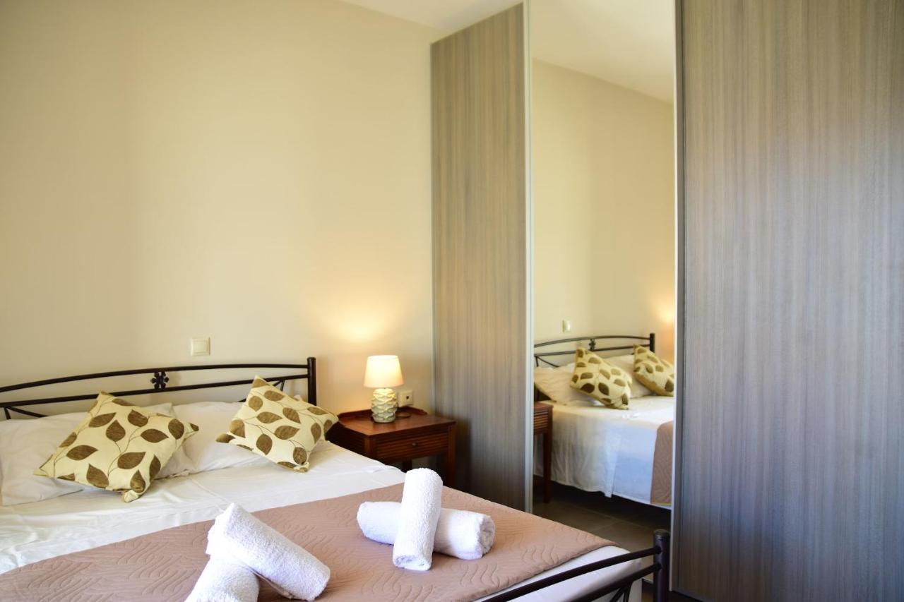 Angelos Apartments Karavomylos Esterno foto